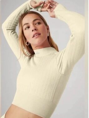 Alo Yoga Cropped Buttercup Yellow Rib-Knit Mock Neck Top, Size XS, EUC